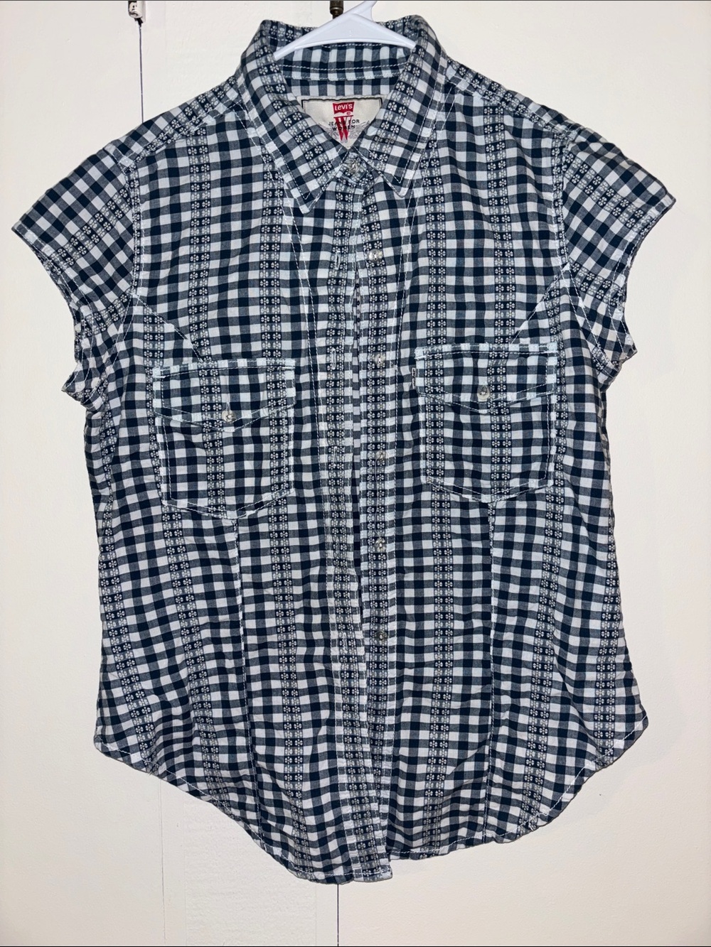 Vintage Levi’s Blue & White Button Down